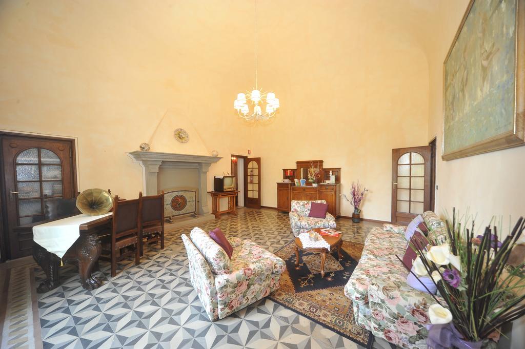 بستويا Villa De Fiori المظهر الخارجي الصورة