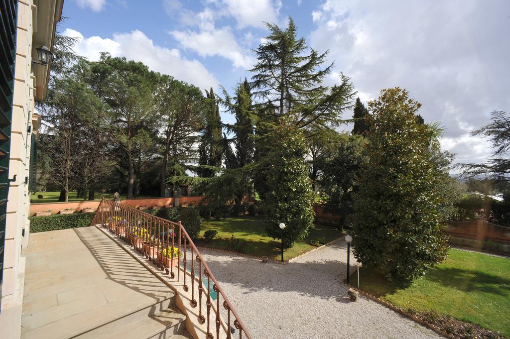 بستويا Villa De Fiori المظهر الخارجي الصورة